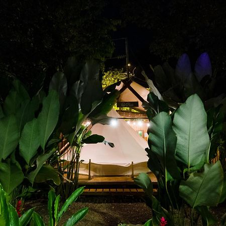 Seren Glamping (Adults Only) Uvita Extérieur photo